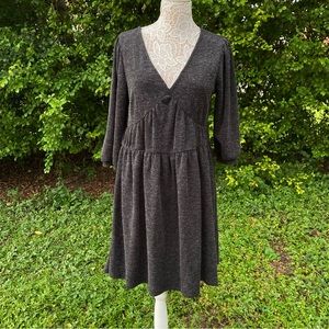 RO + DE Anthropologie Laura‎ Tiered Tunic Sweater A Line Stretchy Dress  Gray M